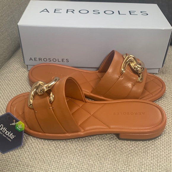 AEROSOLES Shoes - Aerosoles Big Chain slides NWT